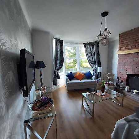 2 Bed Apartment 5Min From Sea In Bare Morecombe มอร์คัมบ์ ภายนอก รูปภาพ