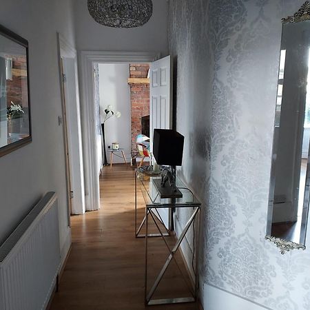 2 Bed Apartment 5Min From Sea In Bare Morecombe มอร์คัมบ์ ภายนอก รูปภาพ