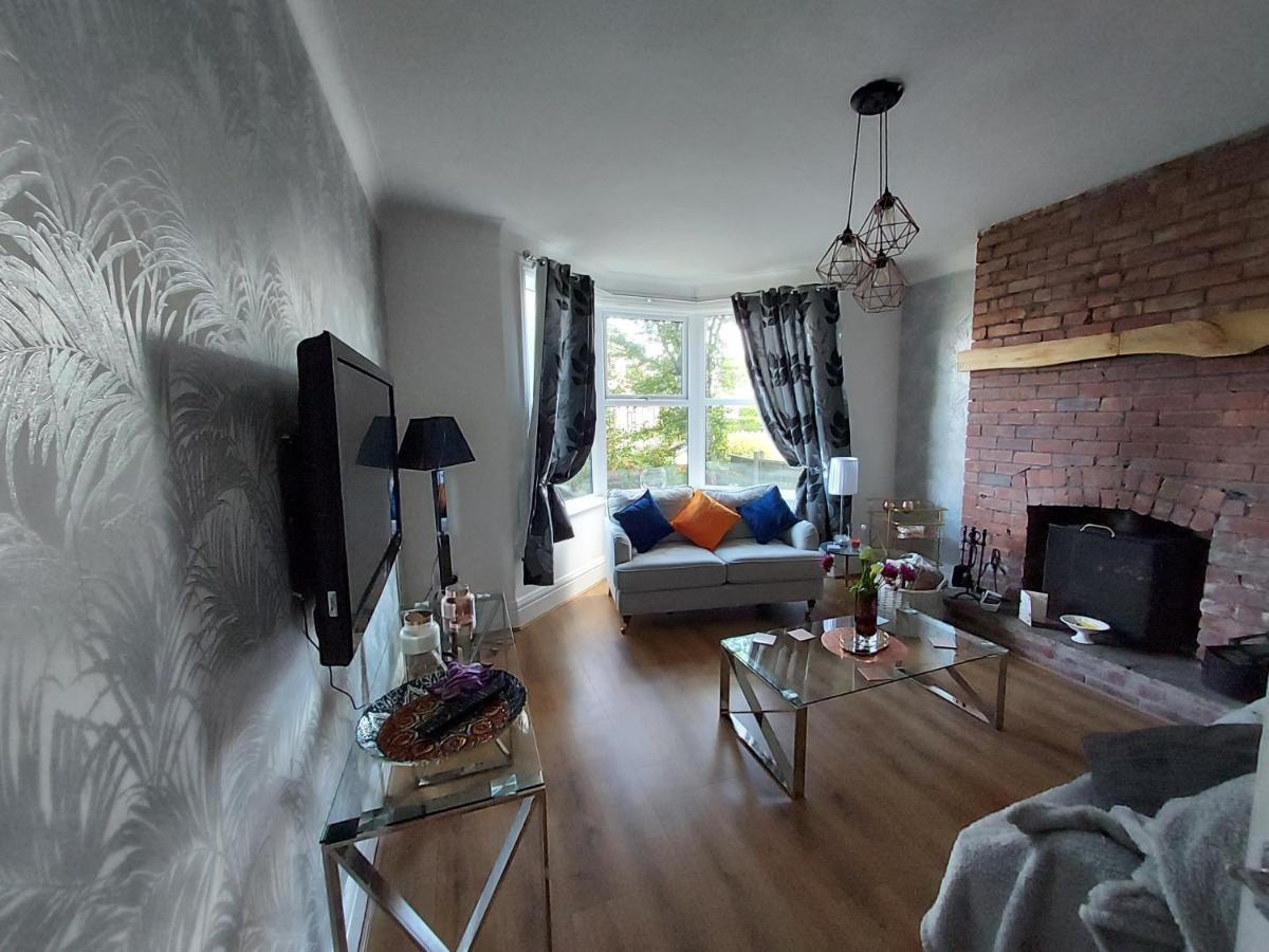 2 Bed Apartment 5Min From Sea In Bare Morecombe มอร์คัมบ์ ภายนอก รูปภาพ